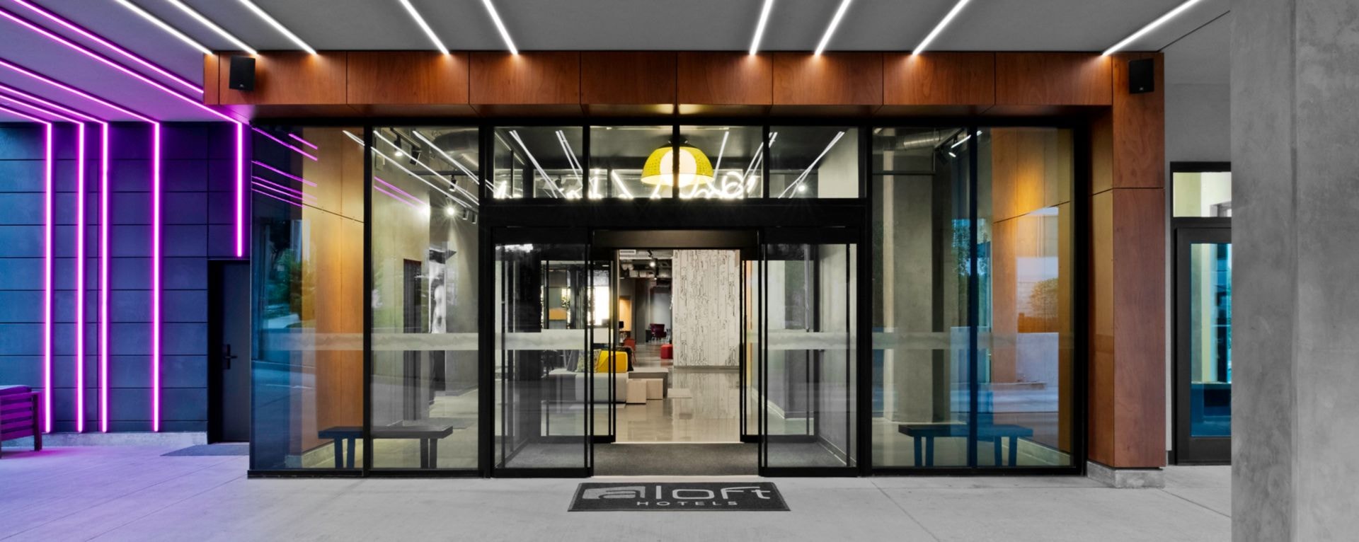 Aloft Kansas City Country Club Plaza