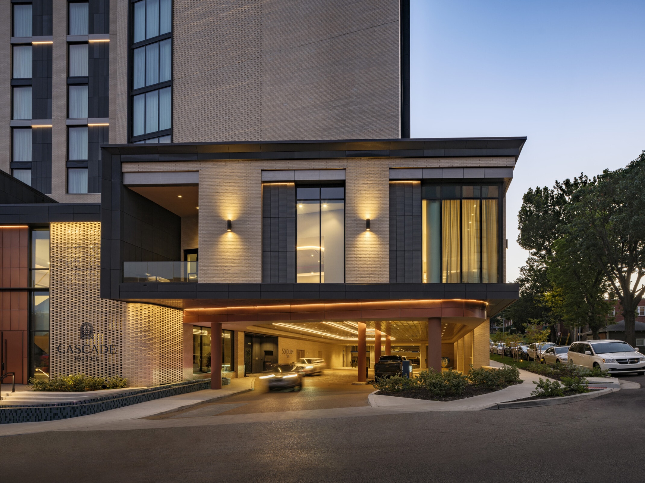 Cascade Hotel Kansas City, a Tribute Portfolio Hotel